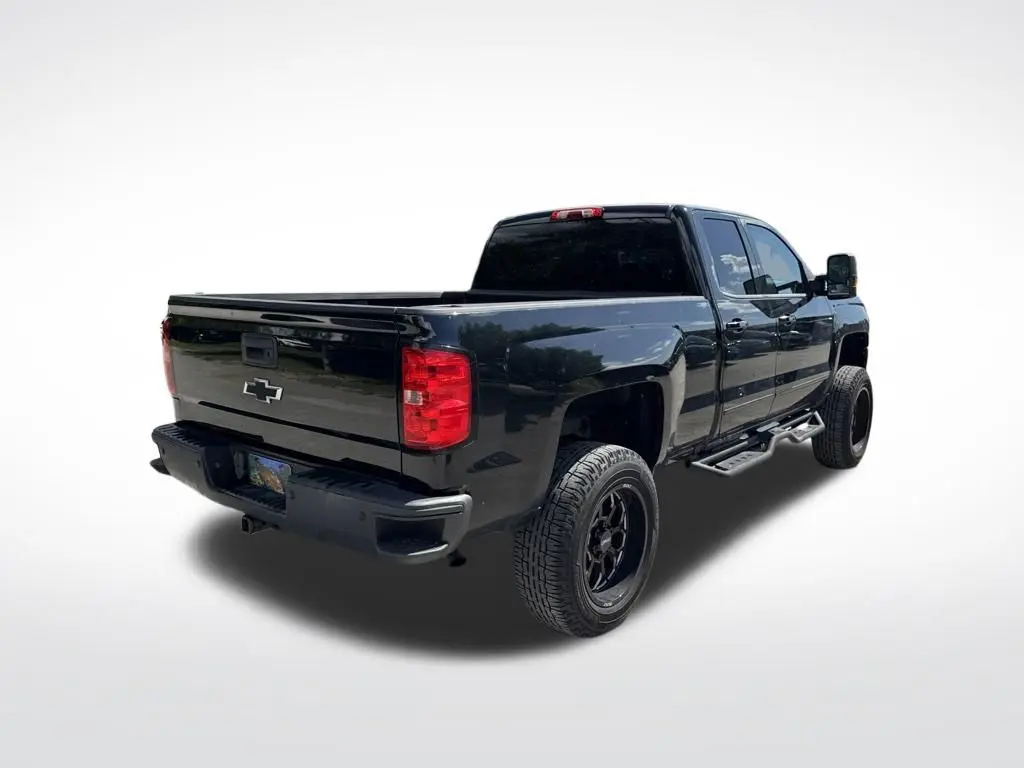 2016 Chevrolet Silverado - $14,497