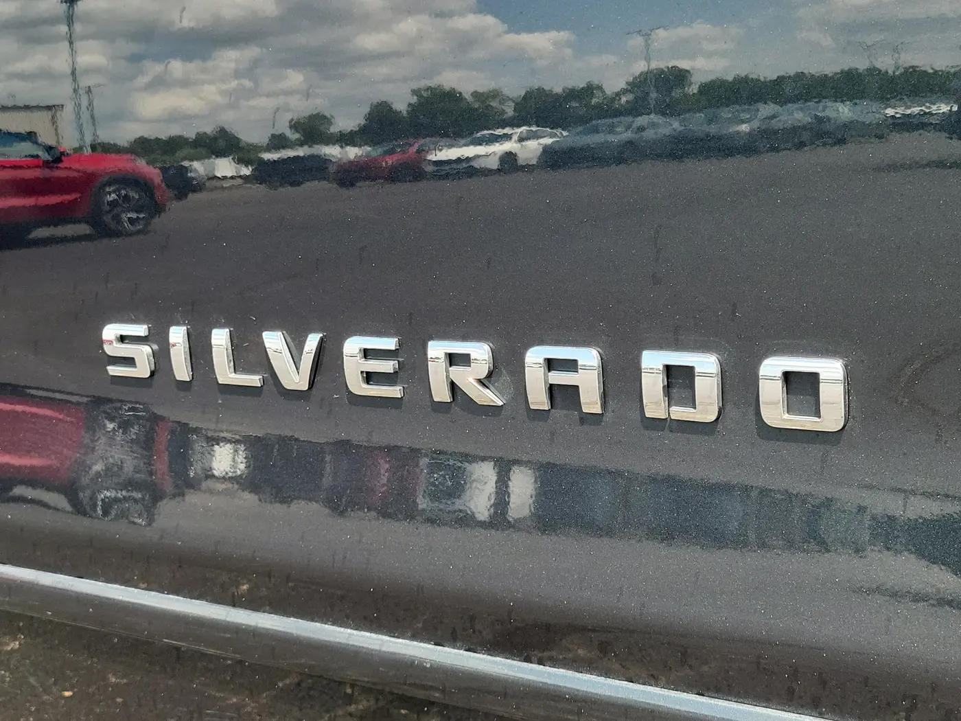 2018 Chevrolet Silverado - $24,496