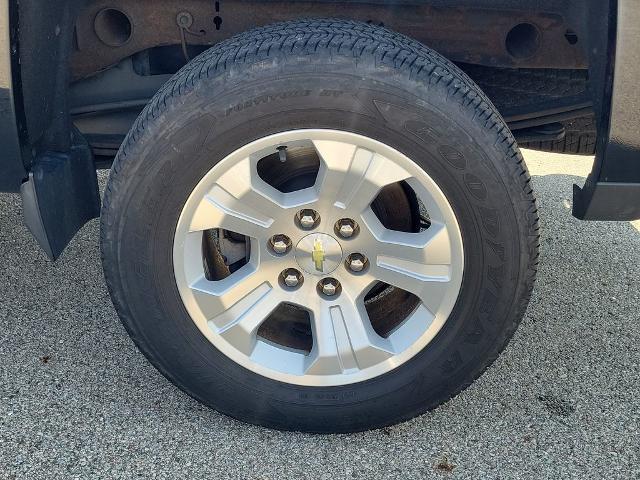 2015 Chevrolet Silverado - $13,979