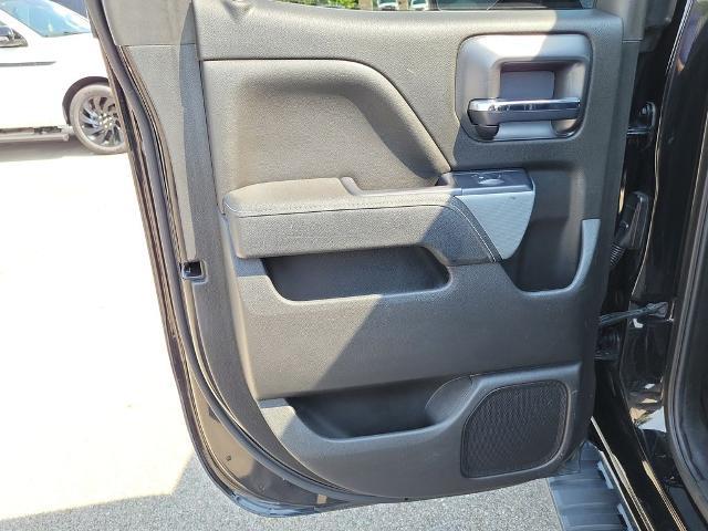 2015 Chevrolet Silverado - $13,979