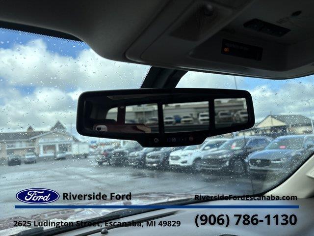 2015 Chevrolet Silverado - $25,995