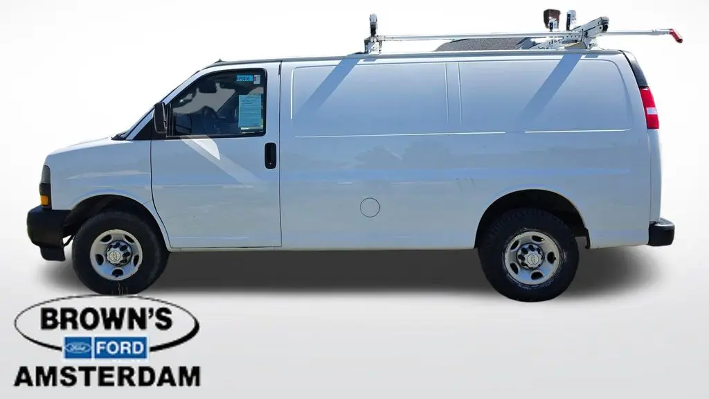 2021 Chevrolet Express 2500