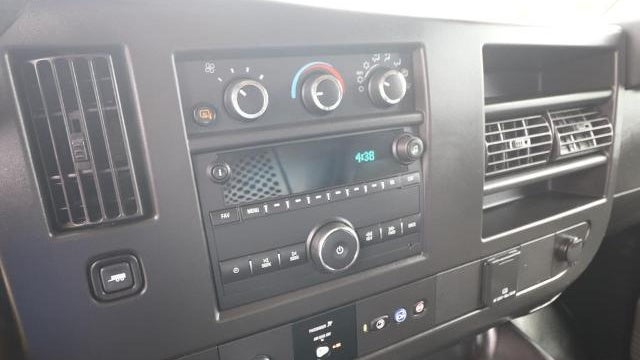 2022 Chevrolet Express 2500