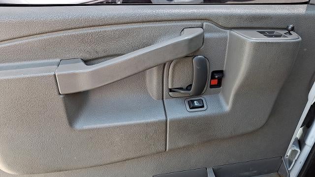 2022 Chevrolet Express 2500