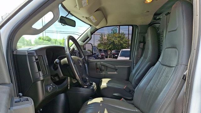 2022 Chevrolet Express 2500