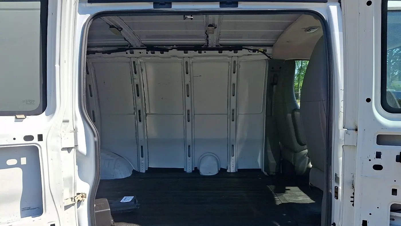 2022 Chevrolet Express 2500