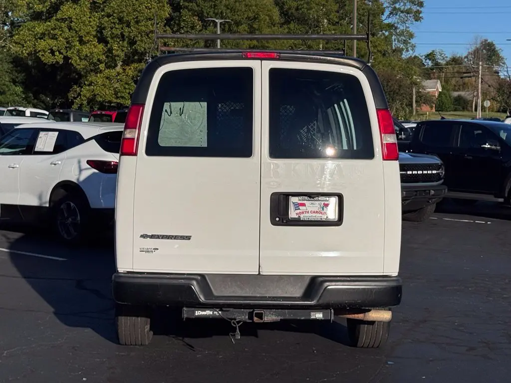 2017 Chevrolet Express - $18,261