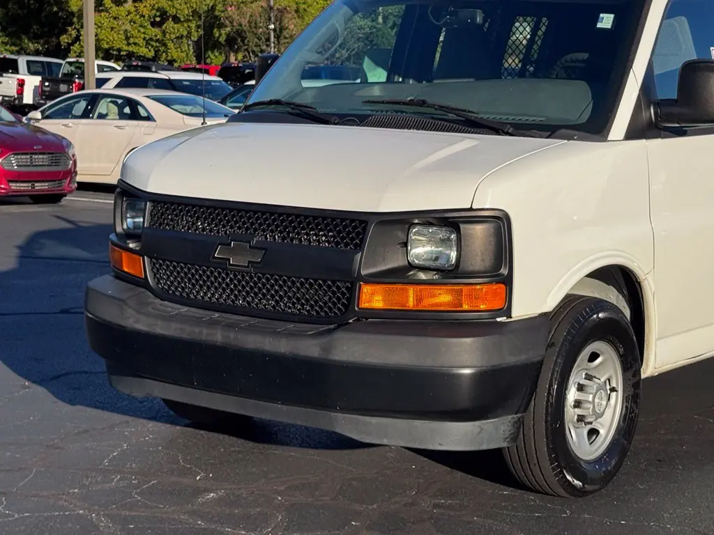 2017 Chevrolet Express - $18,261