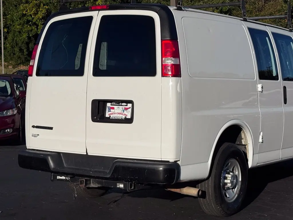 2017 Chevrolet Express - $18,261