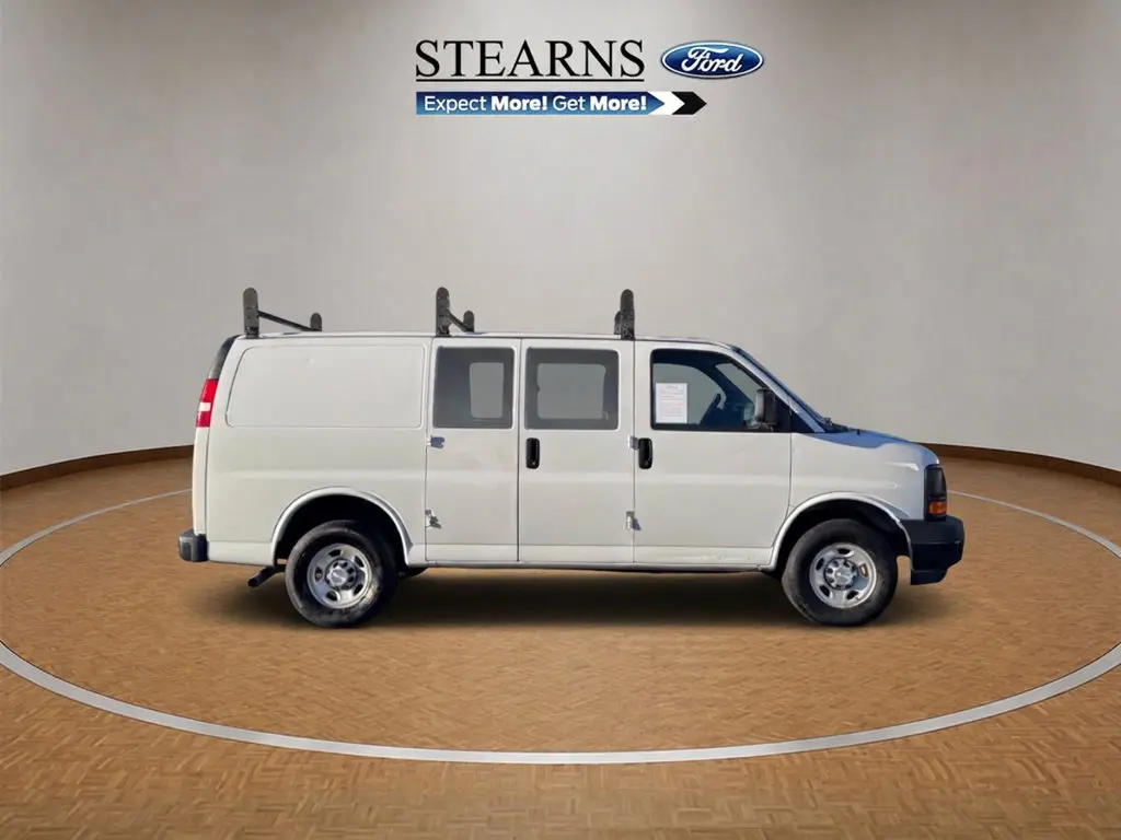 2017 Chevrolet Express - $18,261