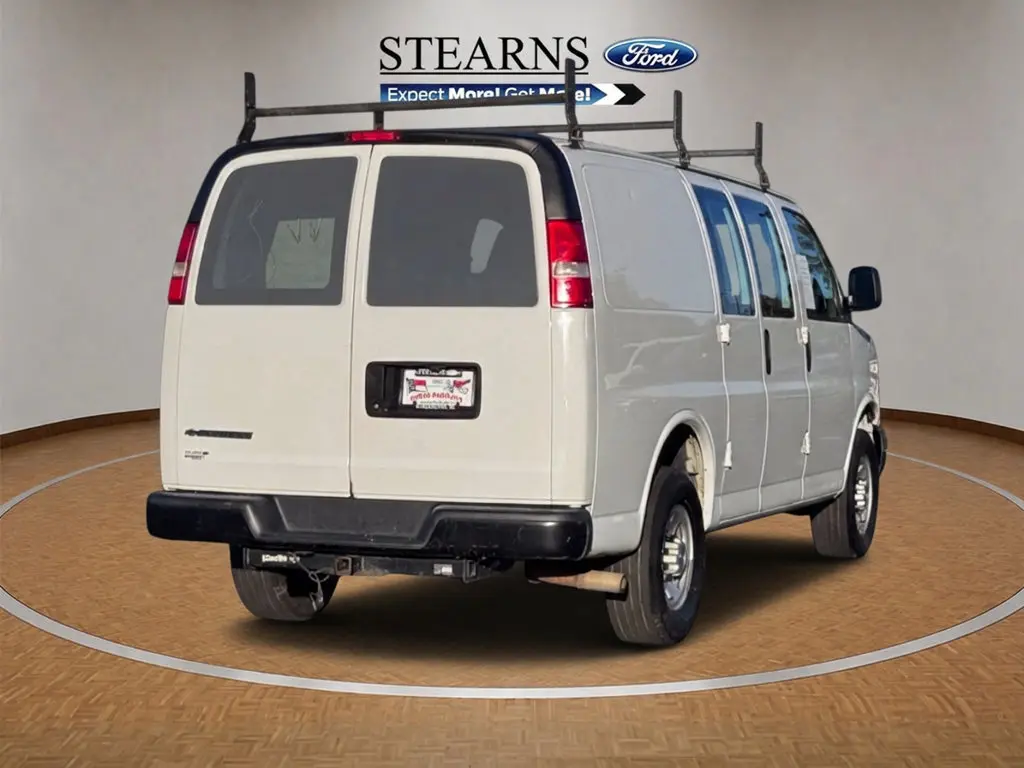 2017 Chevrolet Express - $18,261