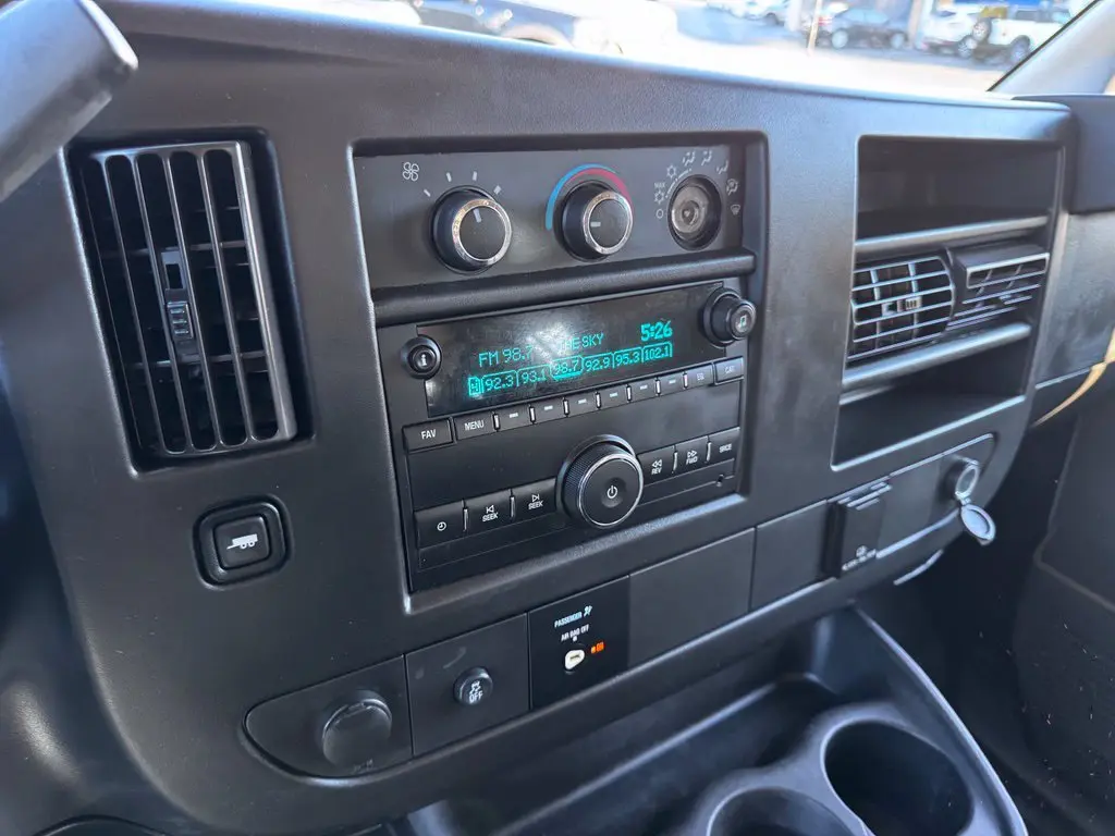 2017 Chevrolet Express - $18,261
