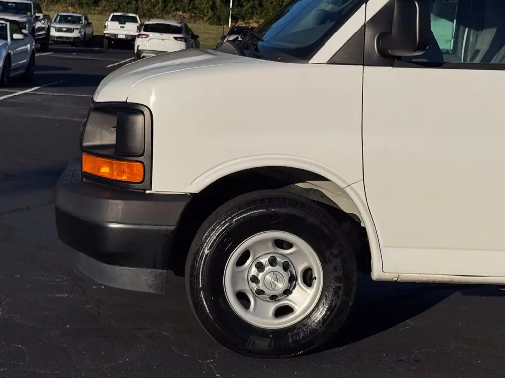 2017 Chevrolet Express - $18,261