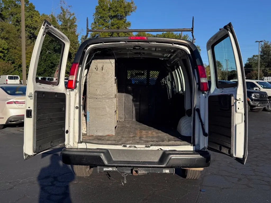 2017 Chevrolet Express - $18,261