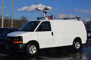 2017 Chevrolet Express with Summit White Exterior