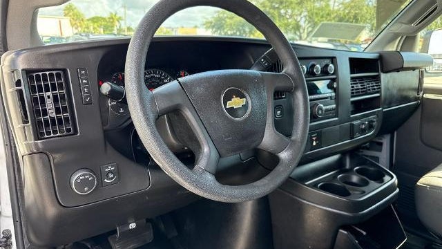 2017 Chevrolet Express 2500