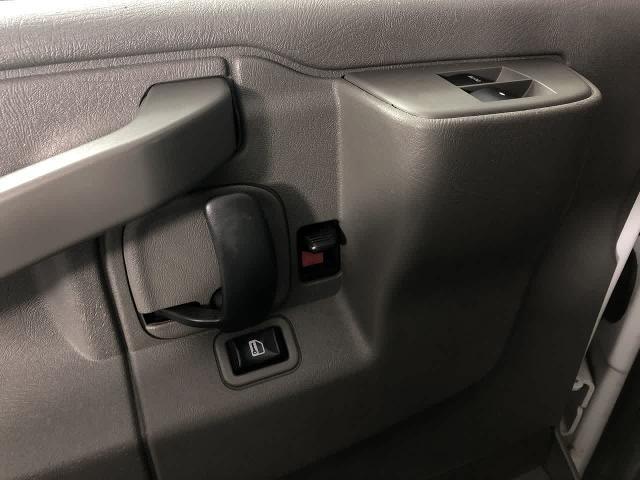 2017 Chevrolet Express - $11,900
