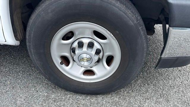 2022 Chevrolet Express 2500
