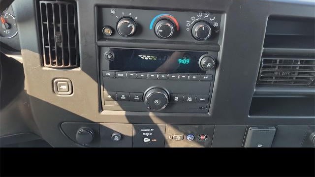 2024 Chevrolet Express 2500