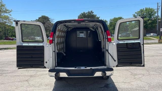 2024 Chevrolet Express 2500