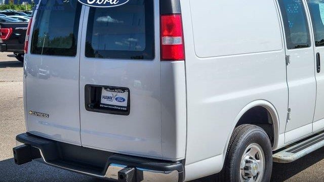 2024 Chevrolet Express 2500
