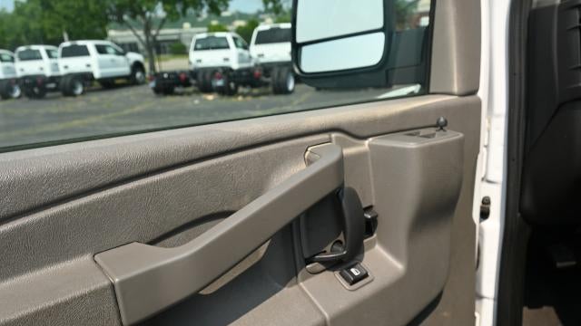 2023 Chevrolet Express 2500