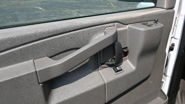 2023 Chevrolet Express 2500
