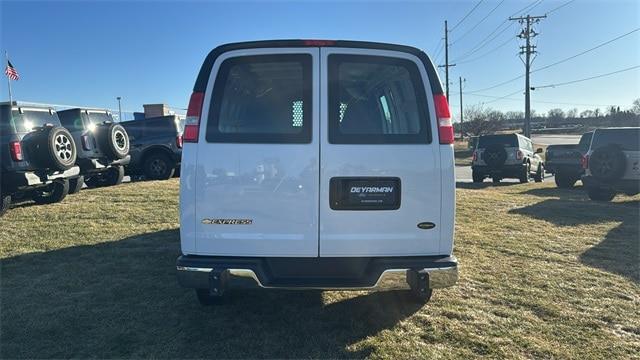 2024 Chevrolet Express 2500