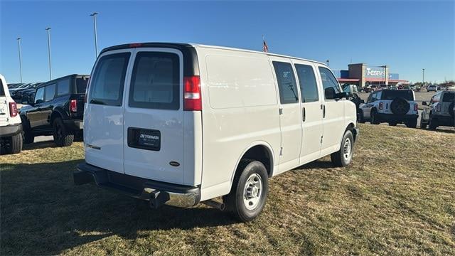 2024 Chevrolet Express 2500