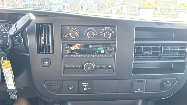 2024 Chevrolet Express 2500