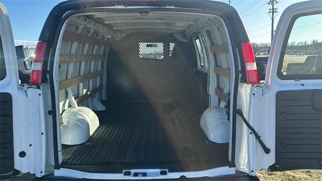 2024 Chevrolet Express 2500