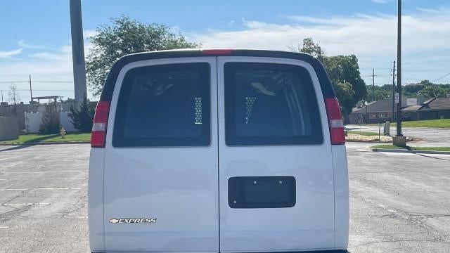 2024 Chevrolet Express 2500