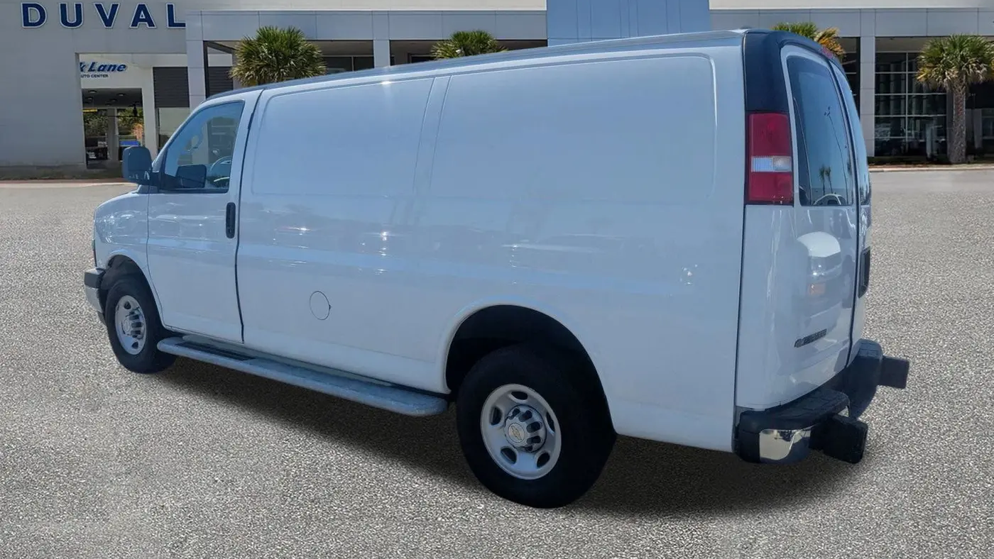 2024 Chevrolet Express 2500