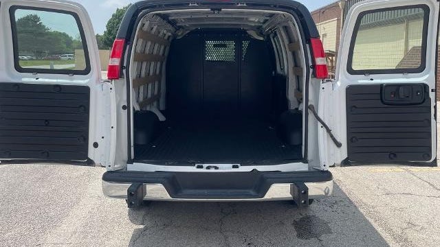 2024 Chevrolet Express 2500