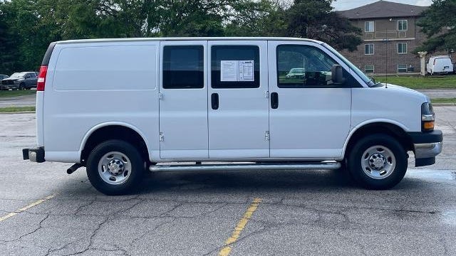 2024 Chevrolet Express 2500