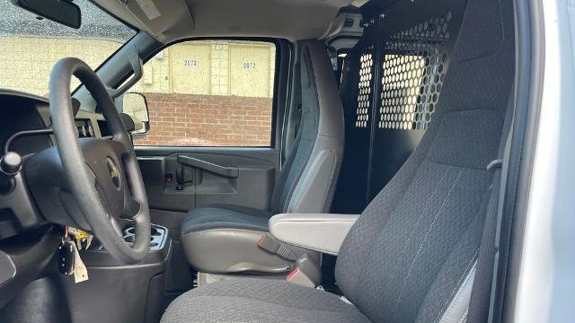2024 Chevrolet Express 2500