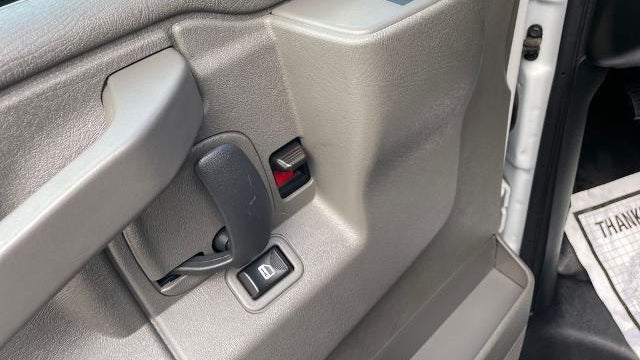 2024 Chevrolet Express 2500