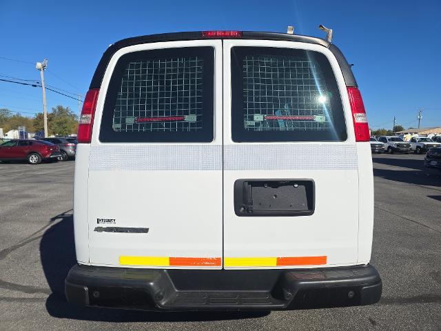 2018 Chevrolet Express - $21,995
