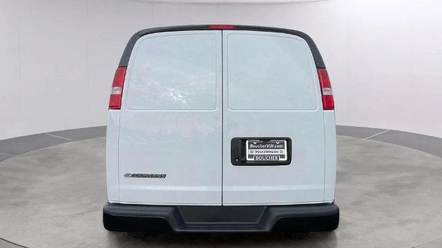 2023 Chevrolet Express 2500