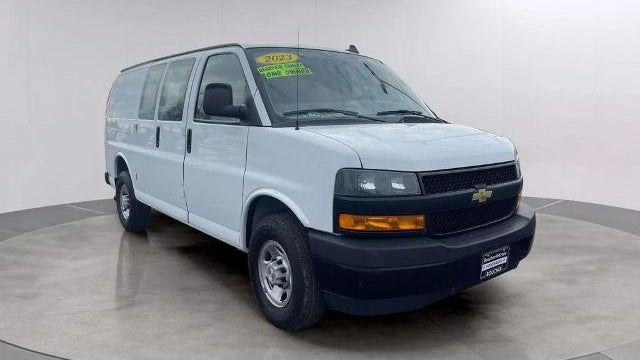 2023 Chevrolet Express 2500