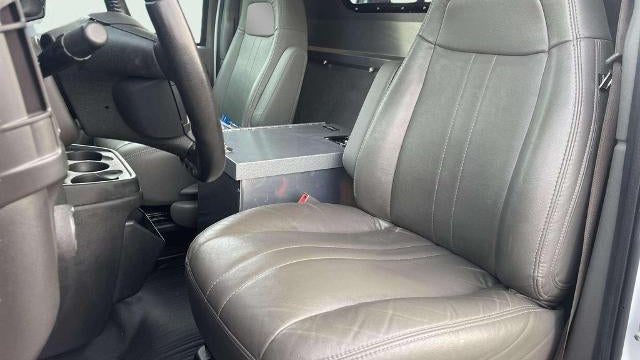 2023 Chevrolet Express 2500