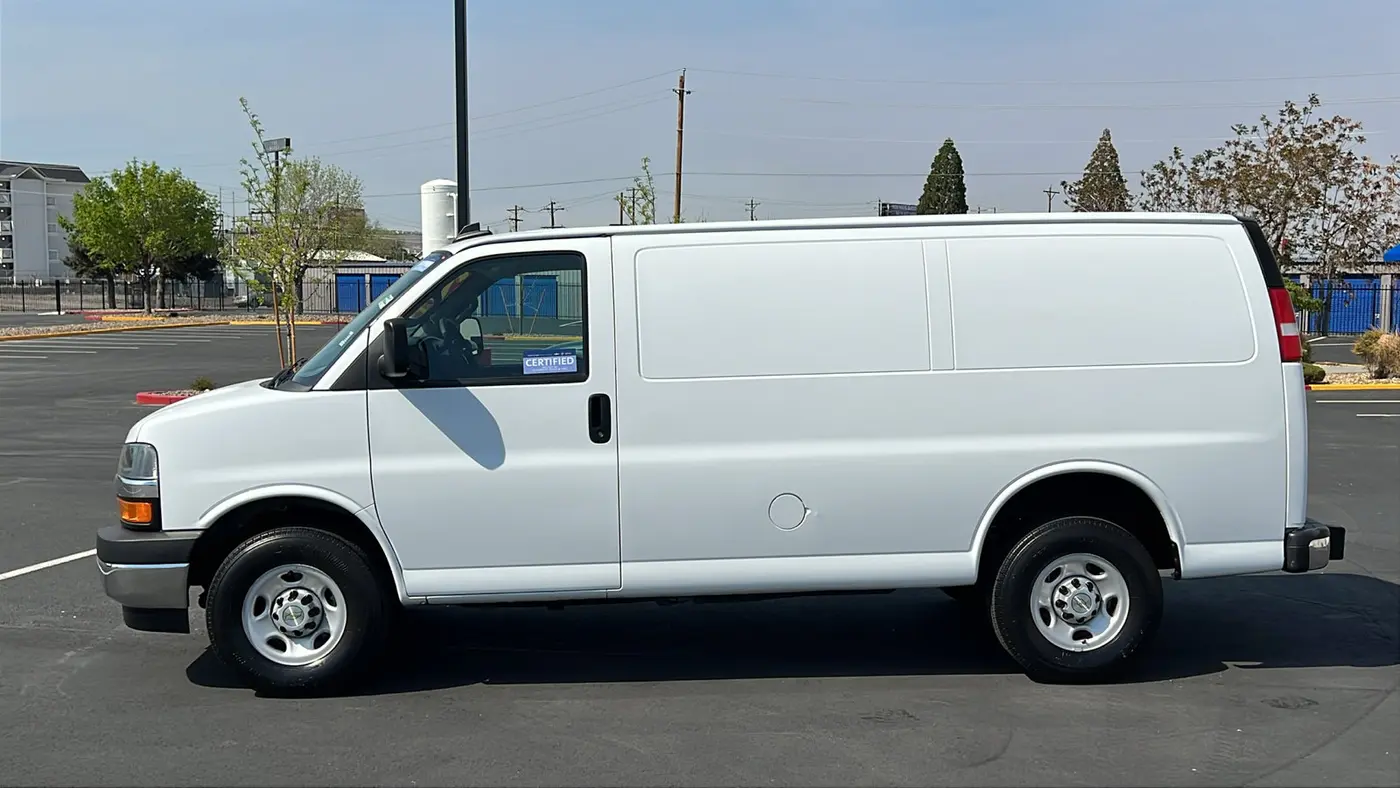 2024 Chevrolet Express 2500