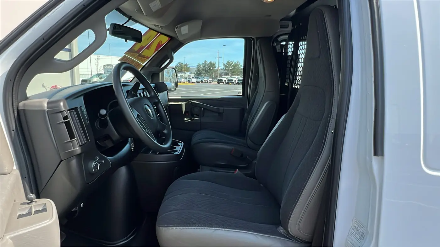 2024 Chevrolet Express 2500