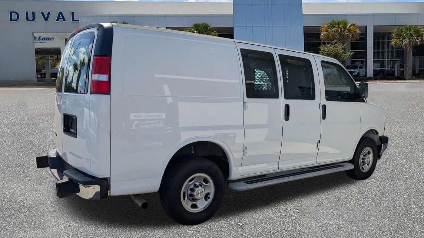 2024 Chevrolet Express 2500