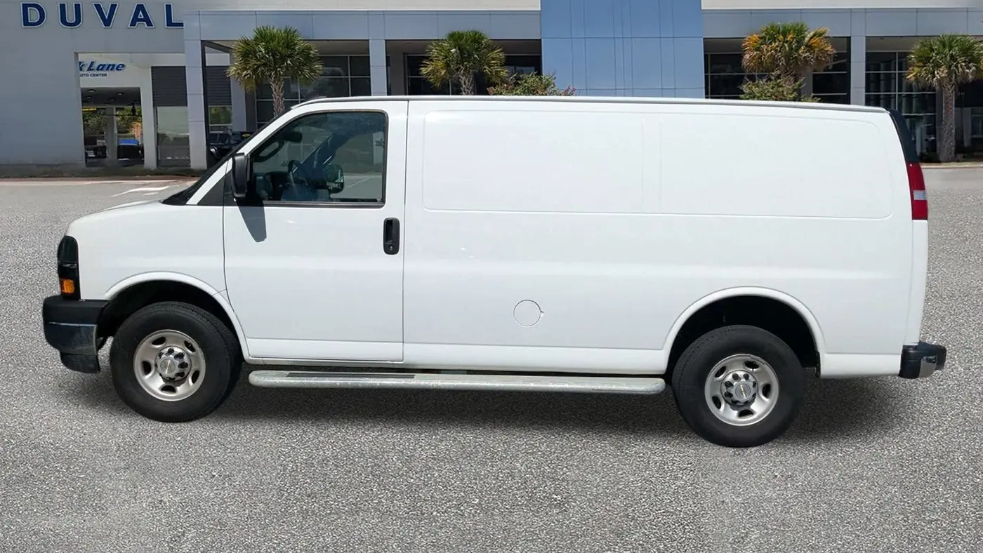 2024 Chevrolet Express 2500