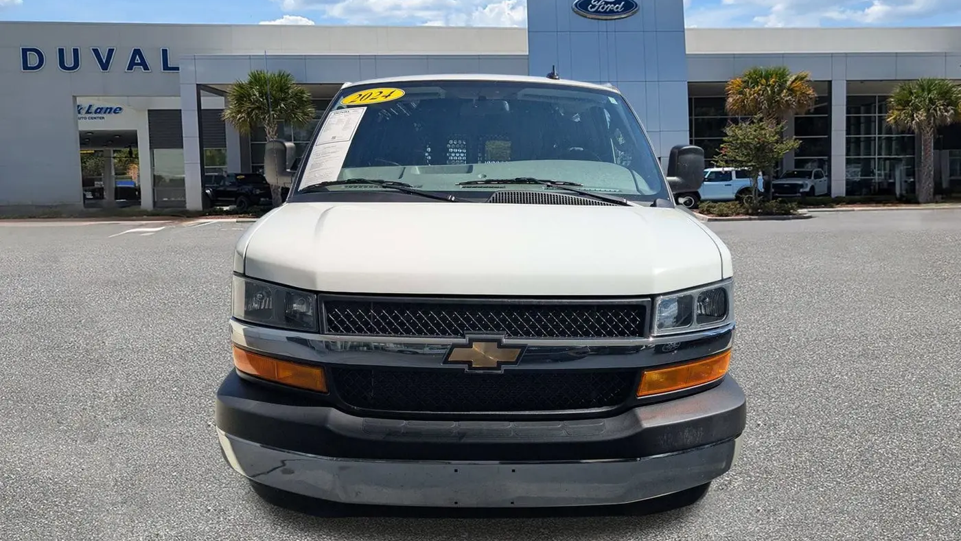 2024 Chevrolet Express 2500