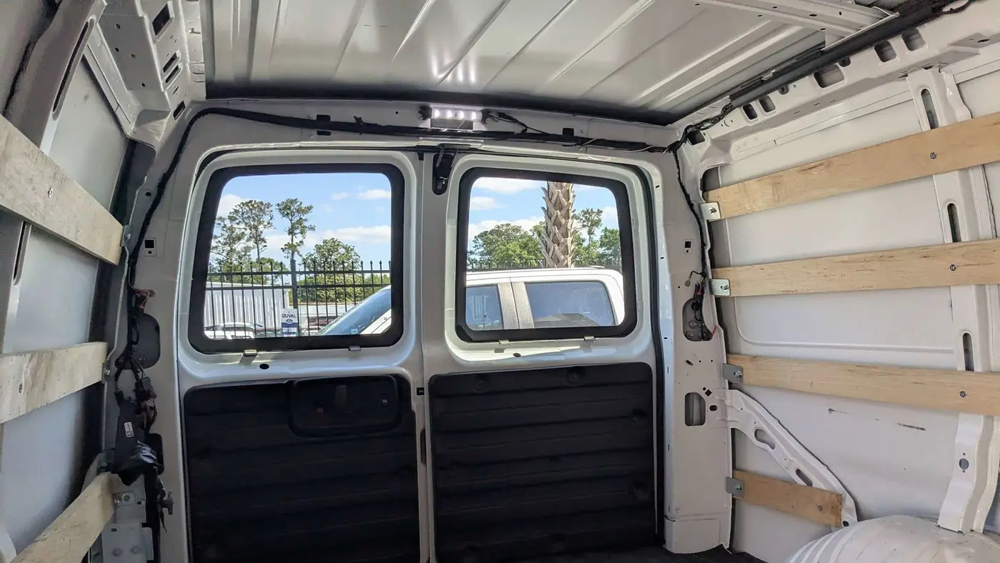 2024 Chevrolet Express 2500