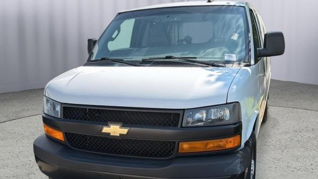 2022 Chevrolet Express 2500