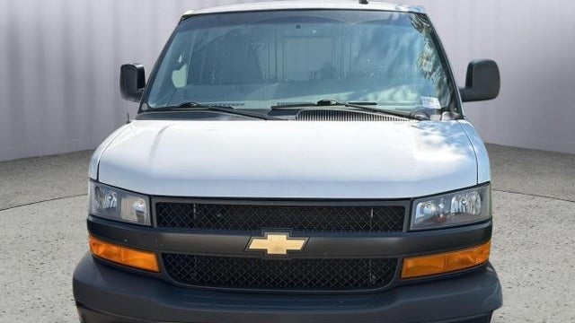 2022 Chevrolet Express 2500