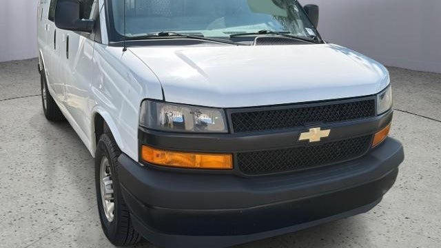 2022 Chevrolet Express 2500